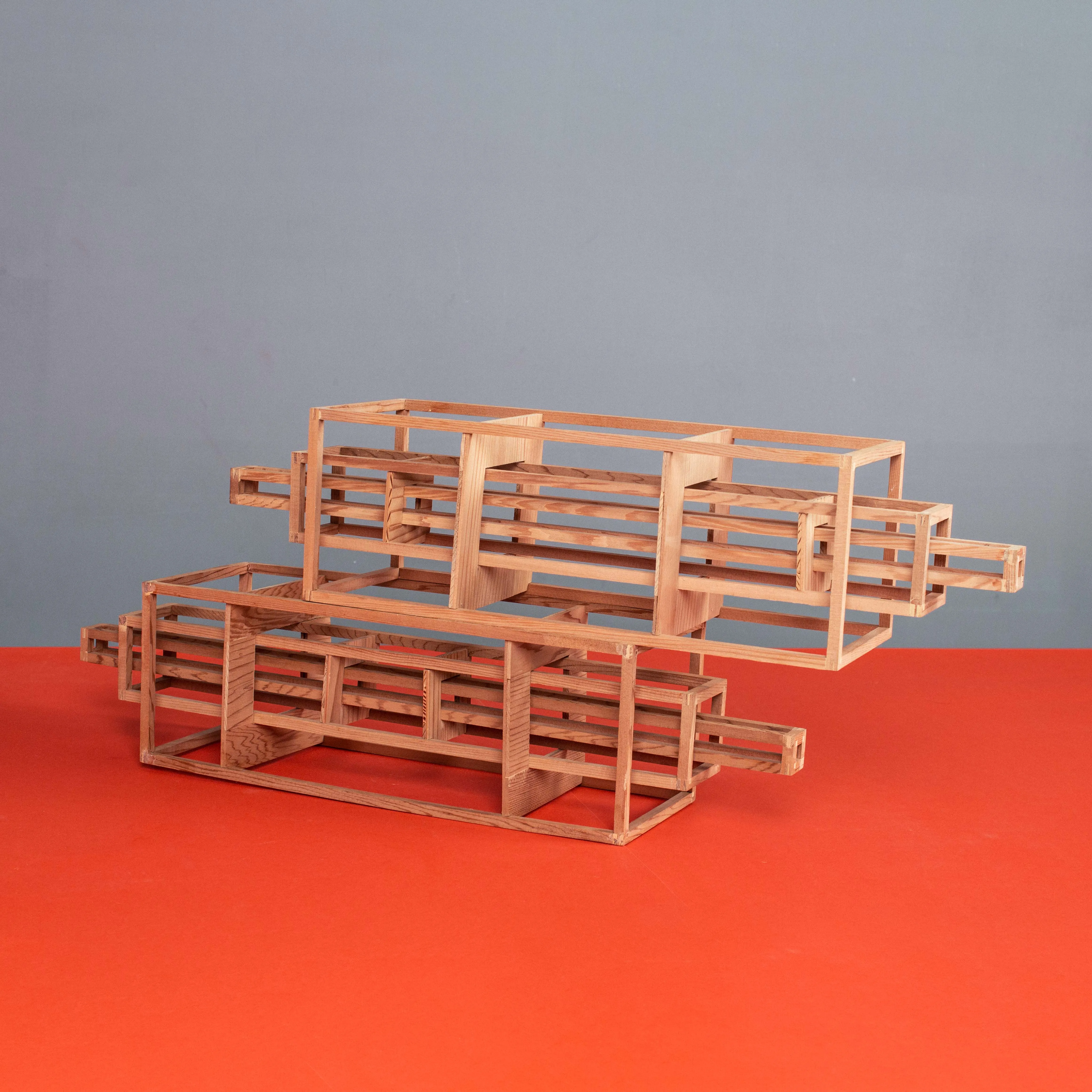 Klutsis Spatial Construction | Medium