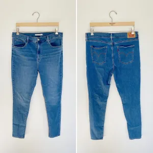 Levi's 720 High Rise Skinny Jeans 33