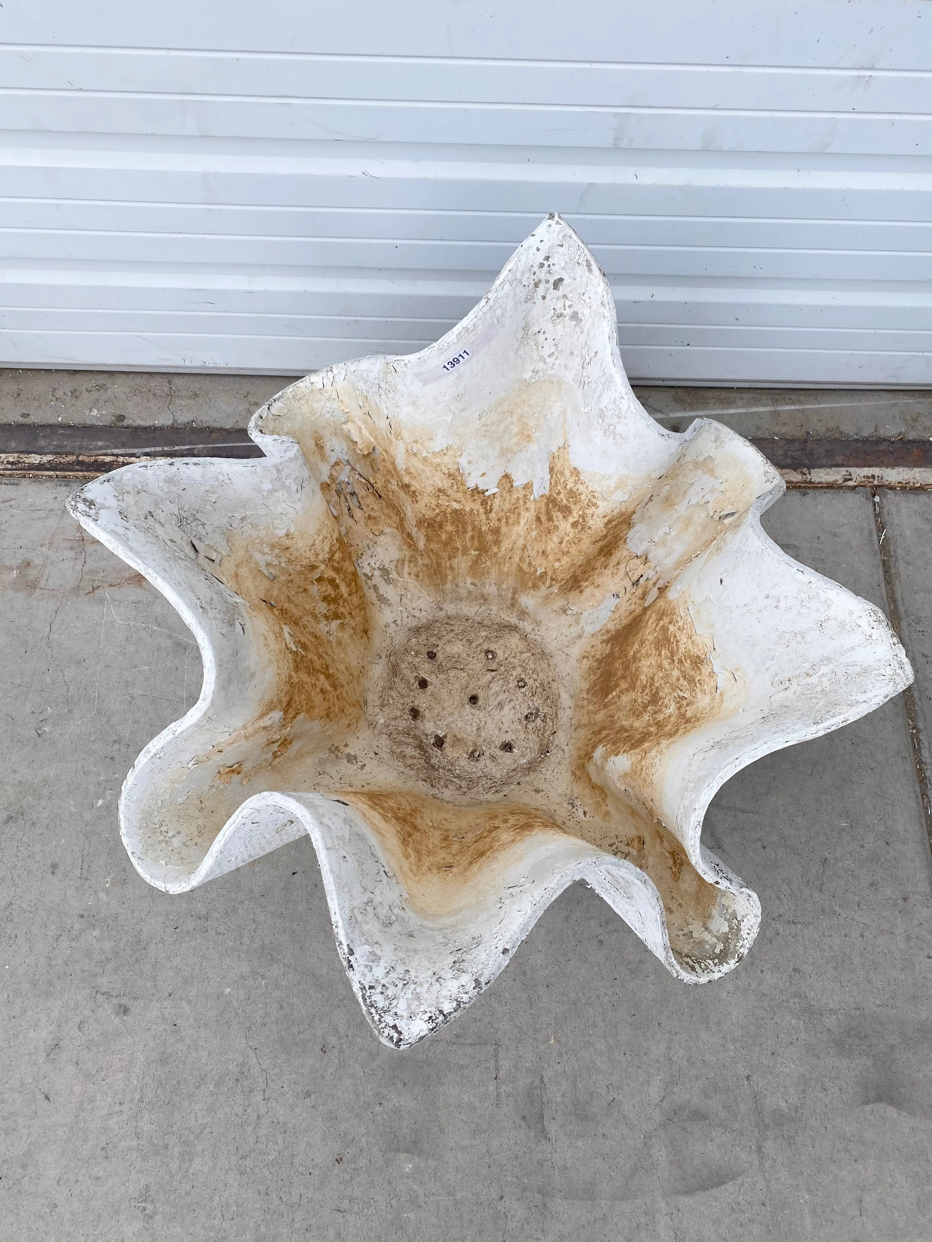 Unique Willy Guhl Tulip Planter